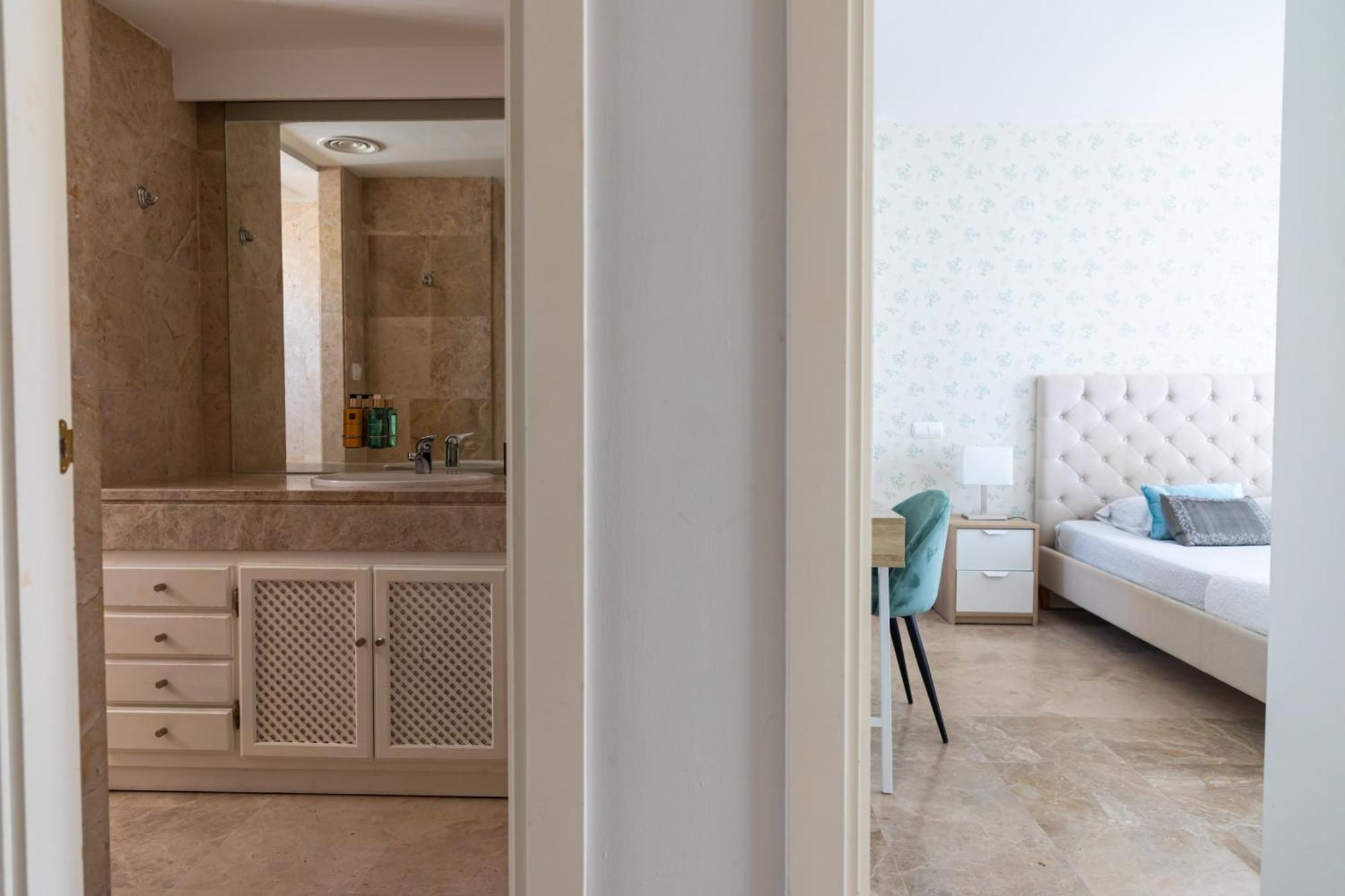 Covd 19 Free- Total Purified - Chic House - 3 Mm To Puerto Banús&beach - Golden Mile - Direct Access To Pool&tropical Garden * Marbella