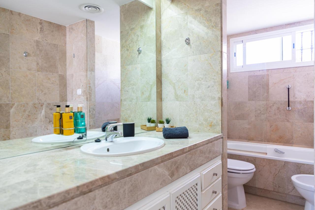 Covd 19 Free- Total Purified - Chic House - 3 Mm To Puerto Banús&beach - Golden Mile - Direct Access To Pool&tropical Garden Marbella